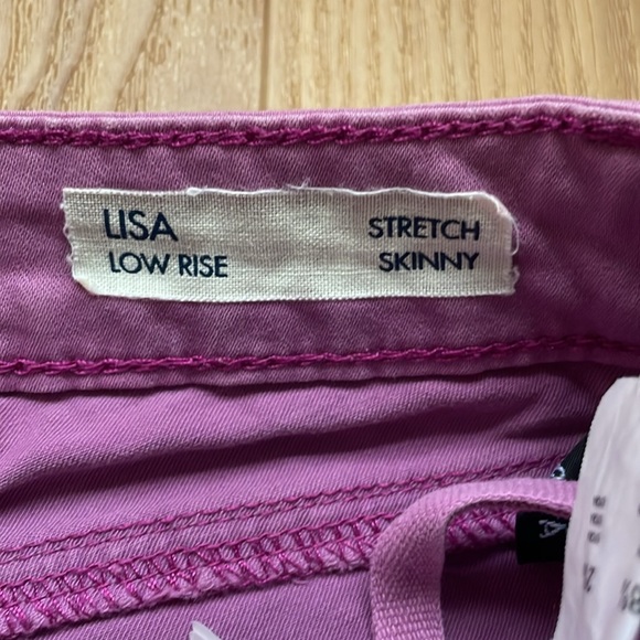 Buffalo cropped low rise pant - purplish color - size 26 - Picture 5 of 6